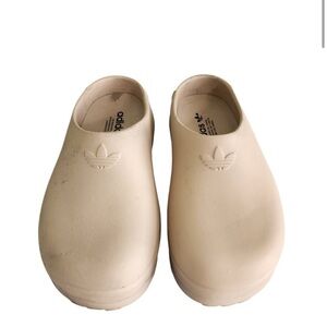 Adidas Cream Platform Shoes Minimalist Design